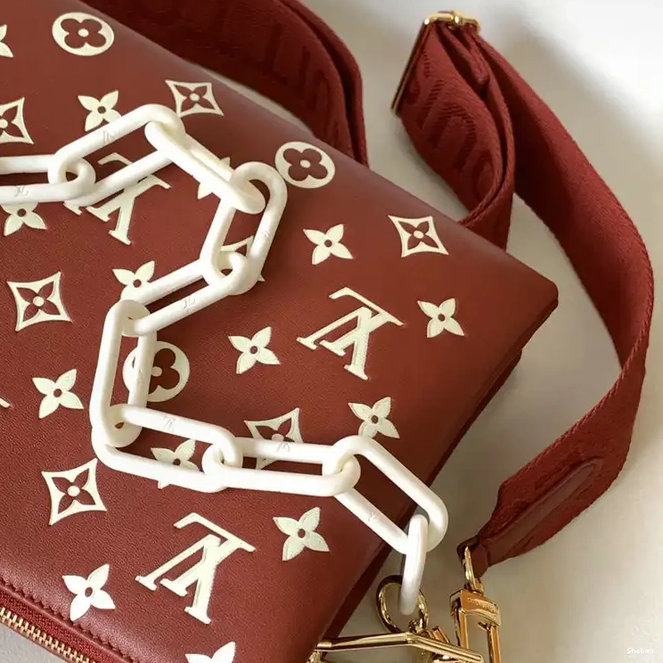 2209DJ0076 Bag LV 0606